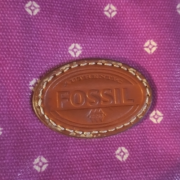 Fossil Key-Per Wristlet Pouch - Picture 3 of 4